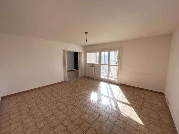 Appartement Meaux 4 pièce(s) 75.75 m2
