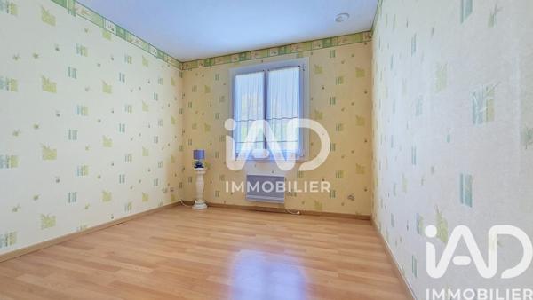 Maison à vendre 5 pièces 92 m² Saint-Germain-lès-Corbeil
