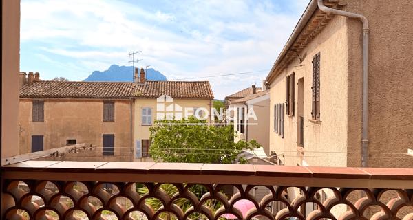 À vendre Maison 4 pièces 82.95 m² - Roquebrune-sur-argens 83520