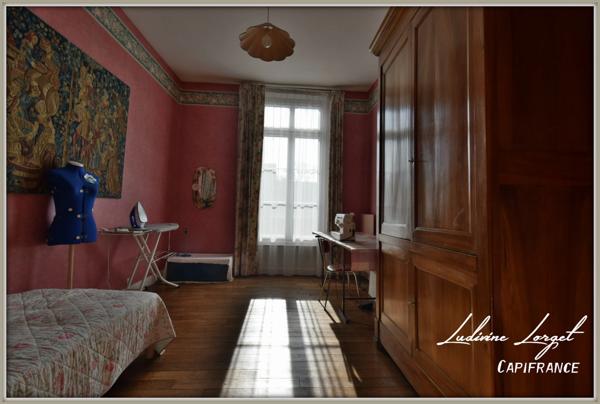 Propriété à vendre Au nord de Soissons (02200) (14km) - Corps de ferme - maison bourgeoise 335 m² habitables - 6 chambres - sous-sol total –Dépendances – Garages – Hangars- Terrain 1,22 hectare