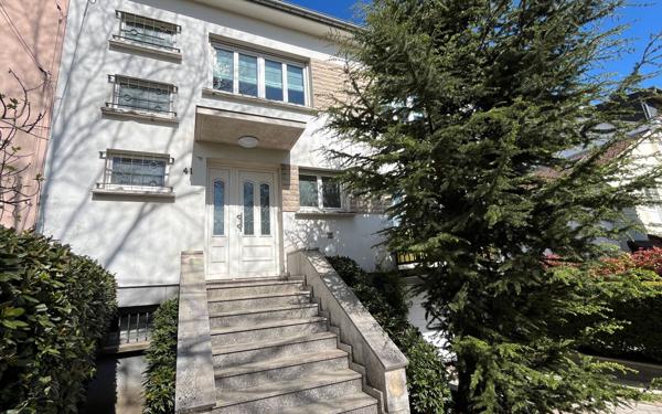 Maison à vendre    8 pièces • 159,27 m2 Metz