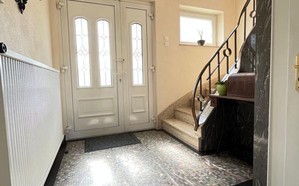 Maison à vendre    8 pièces • 159,27 m2 Metz