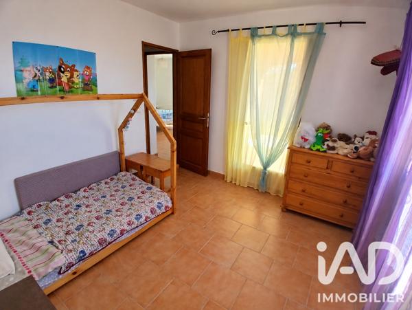 Maison à vendre 5 pièces 123 m² Saint-Cyr-sur-Mer