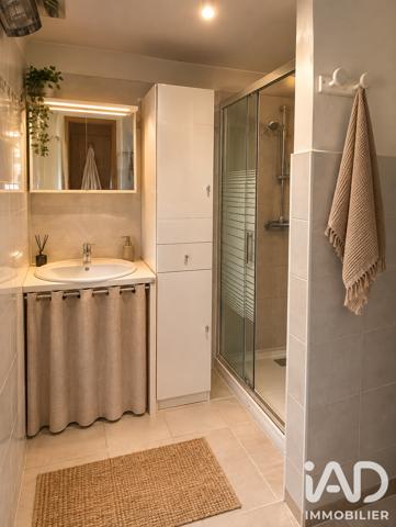 Maison à vendre 5 pièces 123 m² Saint-Cyr-sur-Mer