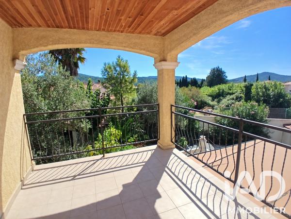 Maison à vendre 5 pièces 123 m² Saint-Cyr-sur-Mer