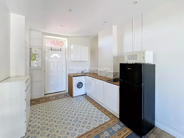 Location                                                      Appartement
                        
                     1 pièces                      25 m2                     à Roanne
