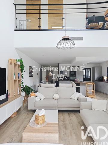 Maison à vendre 4 pièces 148 m² Thuir