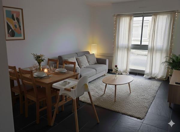 Bel appartement au rez de chaussée d'un résidence proche du centre ville de Bressuire