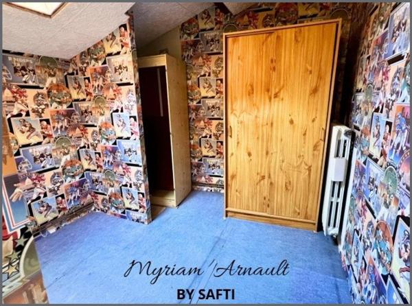 LONGERE 4 CHAMBRES DEPENDANCE TERRAIN 3007 m² POITIERS