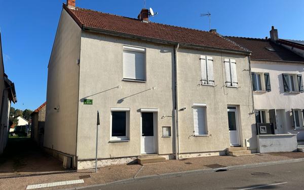 Immeuble à vendre    10 pièces •  Marmagne