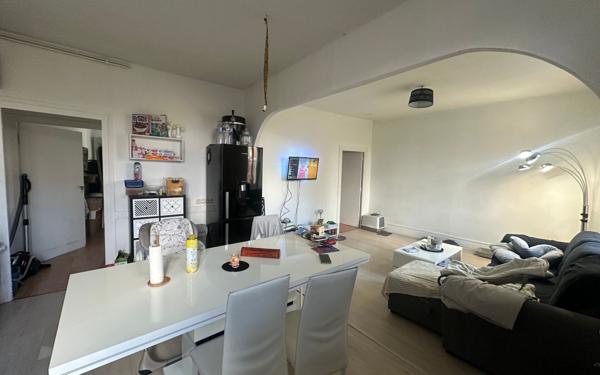 Immeuble à vendre    10 pièces •  Marmagne