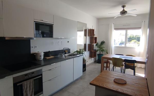 Appartement à louer    2 pièces •  Saint-Pierre