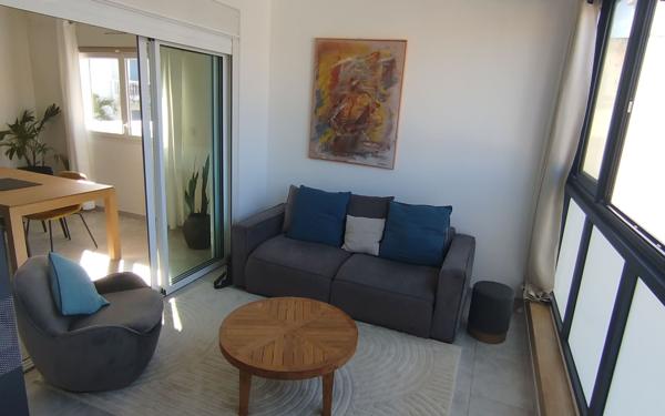 Appartement à louer    2 pièces •  Saint-Pierre