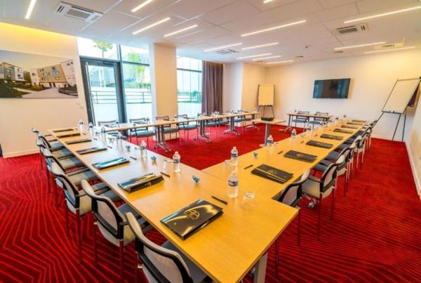 INVESTISSEMENT LOCATIF – CHOISY LE ROI – Résidence  All Suites Appart Hôtel - 7.44 % de rentabilité