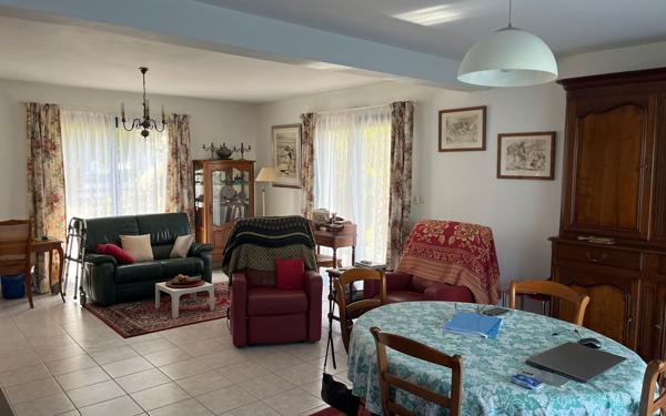 Maison à vendre    6 pièces •  Le Croisic