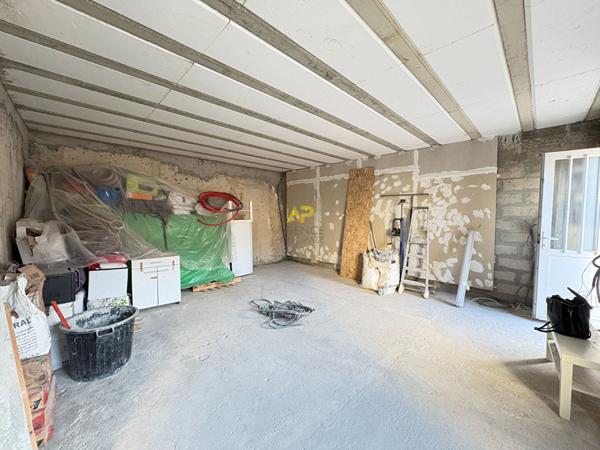 F2 - GROS TRAVAUX €145 000 ** - Référence 1992