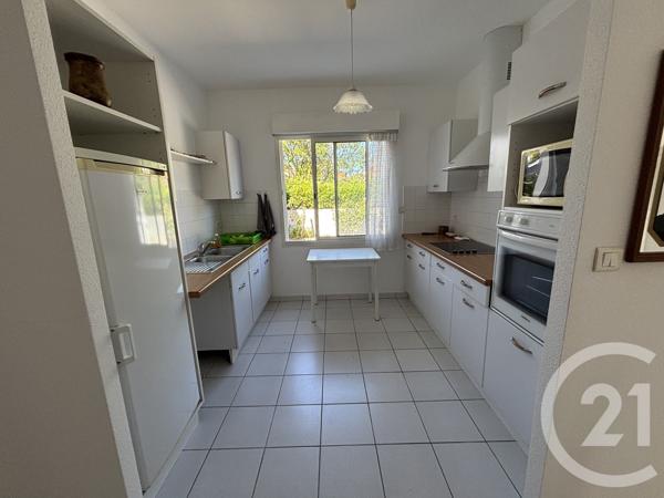 Appartement T3 à vendre  3 pièces - 64,70 m 2   ANDERNOS LES BAINS  - 33