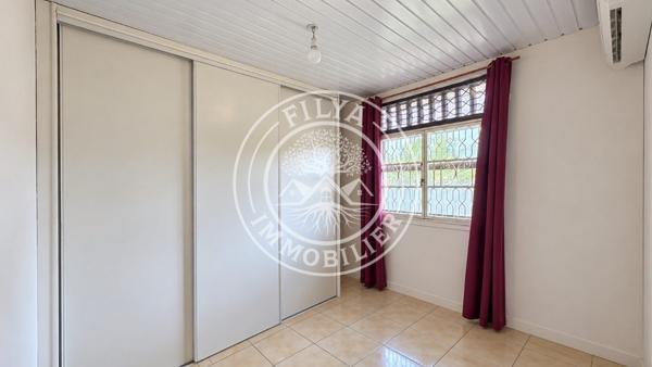 Maison ancienne à vendre, 4 pièces - MACOURIA 97355