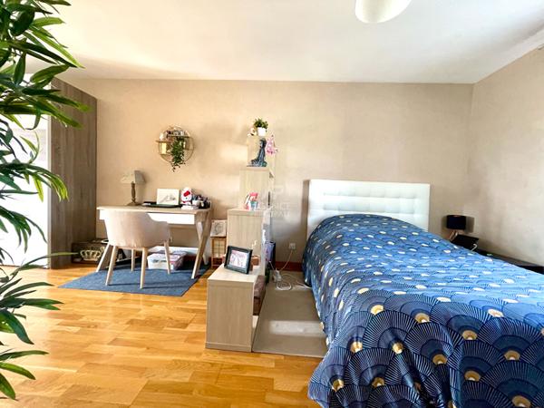 MAISON CONFLANS STE HONORINE - 7 PIÈCES - 130 m² €499 000 ** - Référence 7271