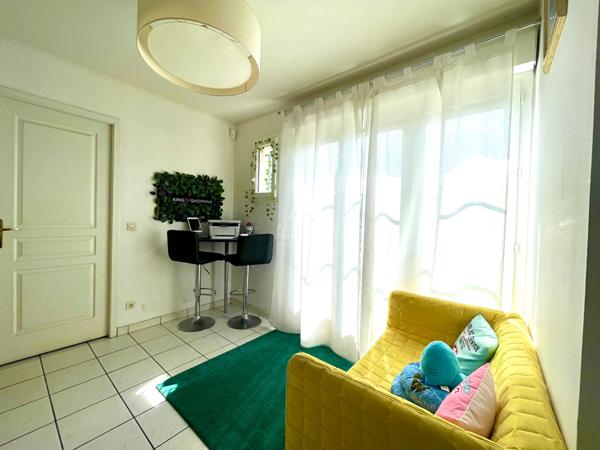 MAISON CONFLANS STE HONORINE - 7 PIÈCES - 130 m² €499 000 ** - Référence 7271