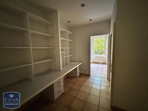 Local commercial à vendre 75m²