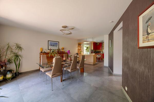 Maison à vendre à Chavagne - 7 pièces, 144 m²