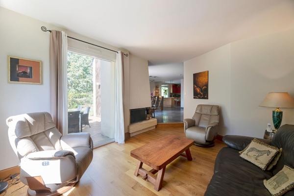 Maison à vendre à Chavagne - 7 pièces, 144 m²
