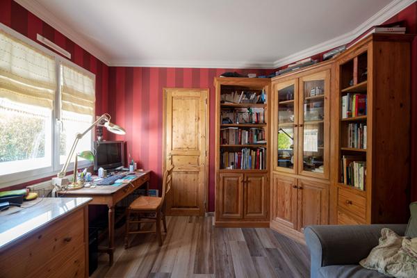 Maison à vendre à Chavagne - 7 pièces, 144 m²