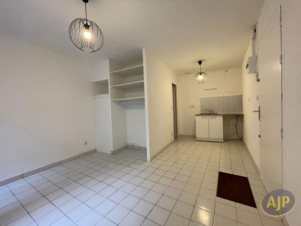 Vente appartement Saintes : 62 400 € - AJP Immobilier Saintes