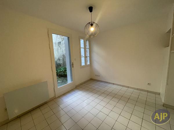 Vente appartement Saintes : 62 400 € - AJP Immobilier Saintes