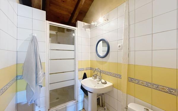 Maison à vendre    5 pièces • 181,57 m2 Briscous