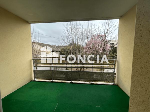 Location Appartement 2 pièces 40.71 m² - 54 RUE DE COQUARD Villeneuve Sur Lot 47300