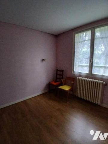 Pavillon sur sous-sol et cave