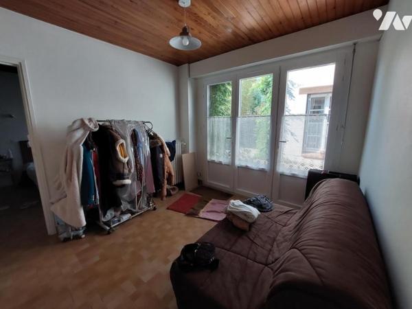 OLIVET - MAISON + MAISON D'AMIS + GARAGES + DEPENDANCE SUR TERRAIN DE 2612m²