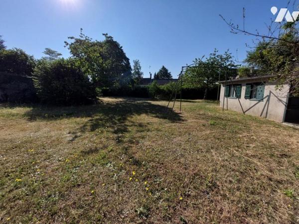 OLIVET - MAISON + MAISON D'AMIS + GARAGES + DEPENDANCE SUR TERRAIN DE 2612m²