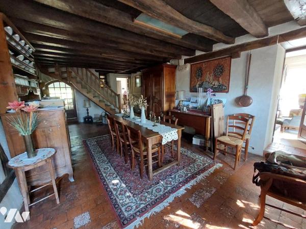 OLIVET - MAISON + MAISON D'AMIS + GARAGES + DEPENDANCE SUR TERRAIN DE 2612m²