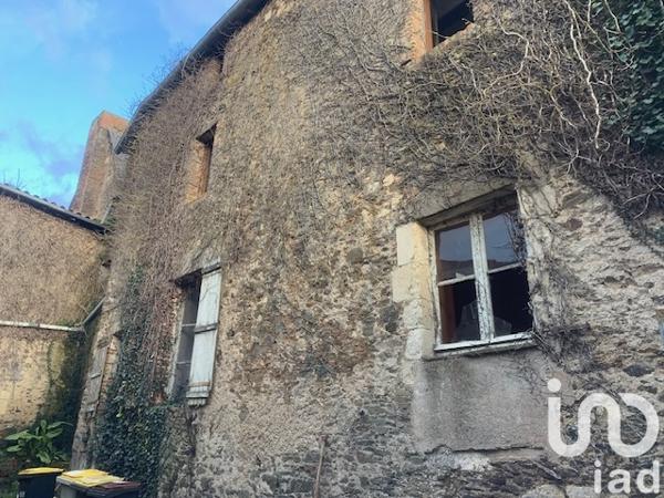 Immeuble à vendre 300 m² Montilliers