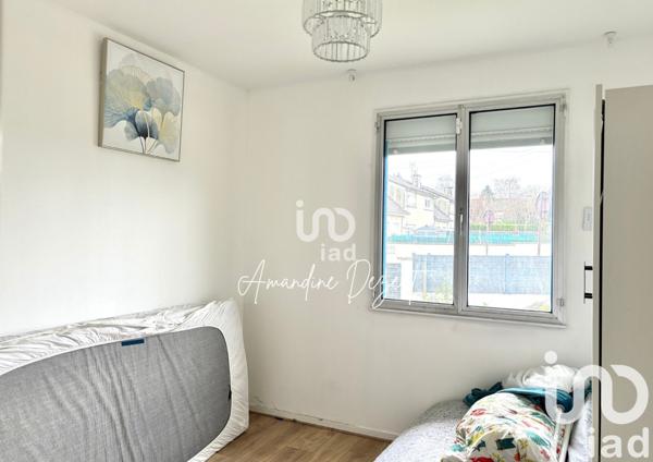 Pavillon 4 pièces de 82 m² à Montmirail (51210)