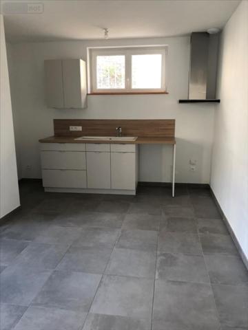 Maison de ville à louer à Valognes dans la Manche (50700), ref : 50088-1089201