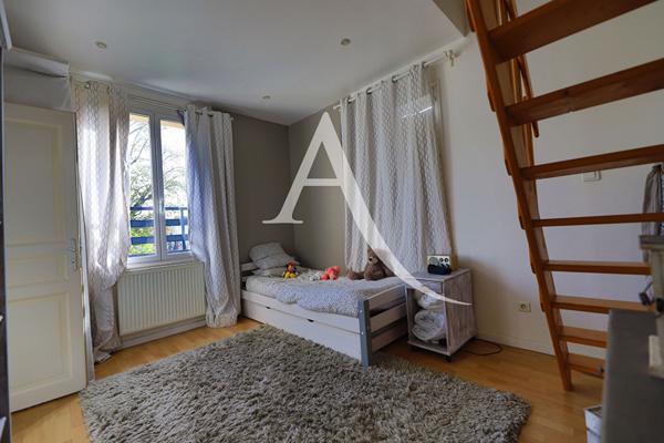 Maison Montesson - 7 pièce(s) - 140 m2