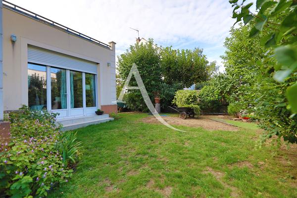 Maison Montesson - 7 pièce(s) - 140 m2
