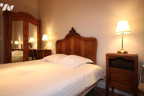 Hyper centre : appartement de 6 pièces avec terrasses