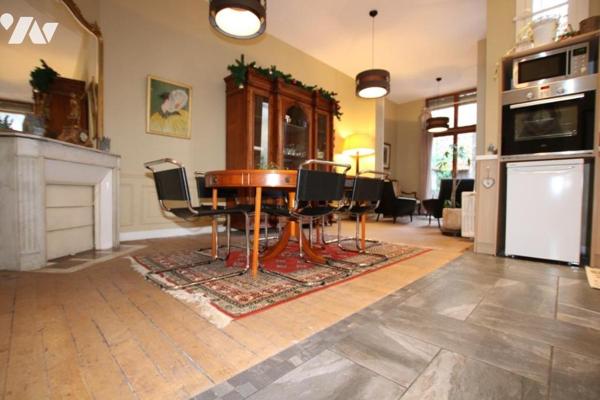 Hyper centre : appartement de 6 pièces avec terrasses