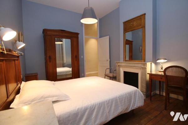 Hyper centre : appartement de 6 pièces avec terrasses