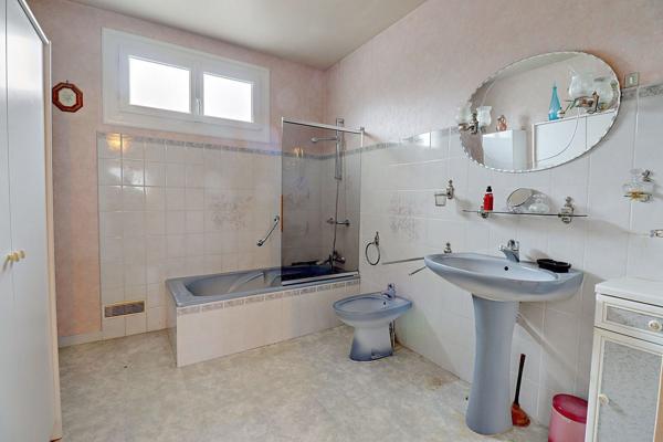 Maison 150m2, 4 chambres, toutes commodités à pieds