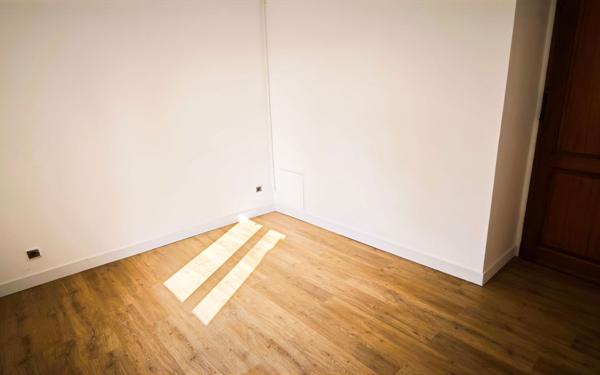 Maison à vendre    5 pièces • 105 m2 La Salvetat-Saint-Gilles