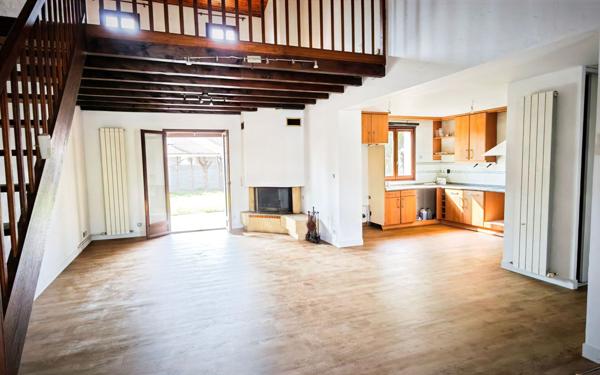 Maison à vendre    5 pièces • 105 m2 La Salvetat-Saint-Gilles