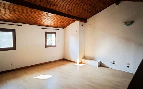 Maison à vendre    5 pièces • 105 m2 La Salvetat-Saint-Gilles