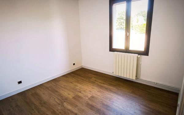 Maison à vendre    5 pièces • 105 m2 La Salvetat-Saint-Gilles