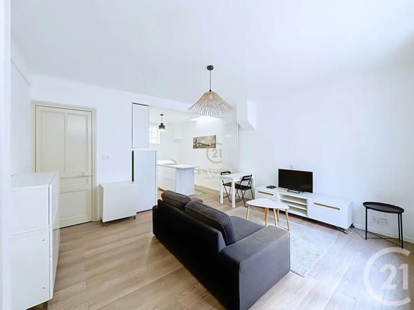 Appartement F2 Bis à vendre  2 pièces - 54,87 m 2   LYON  - 69008